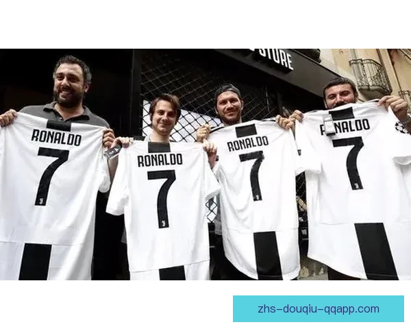 C罗球衣上架仅1小时即售罄 引发全球球迷热潮